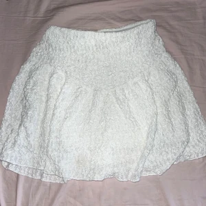 minikjol från gina❤️ - Super snygg minkjol från gina! Nypris: 300kr. Är i storlek XS❤️