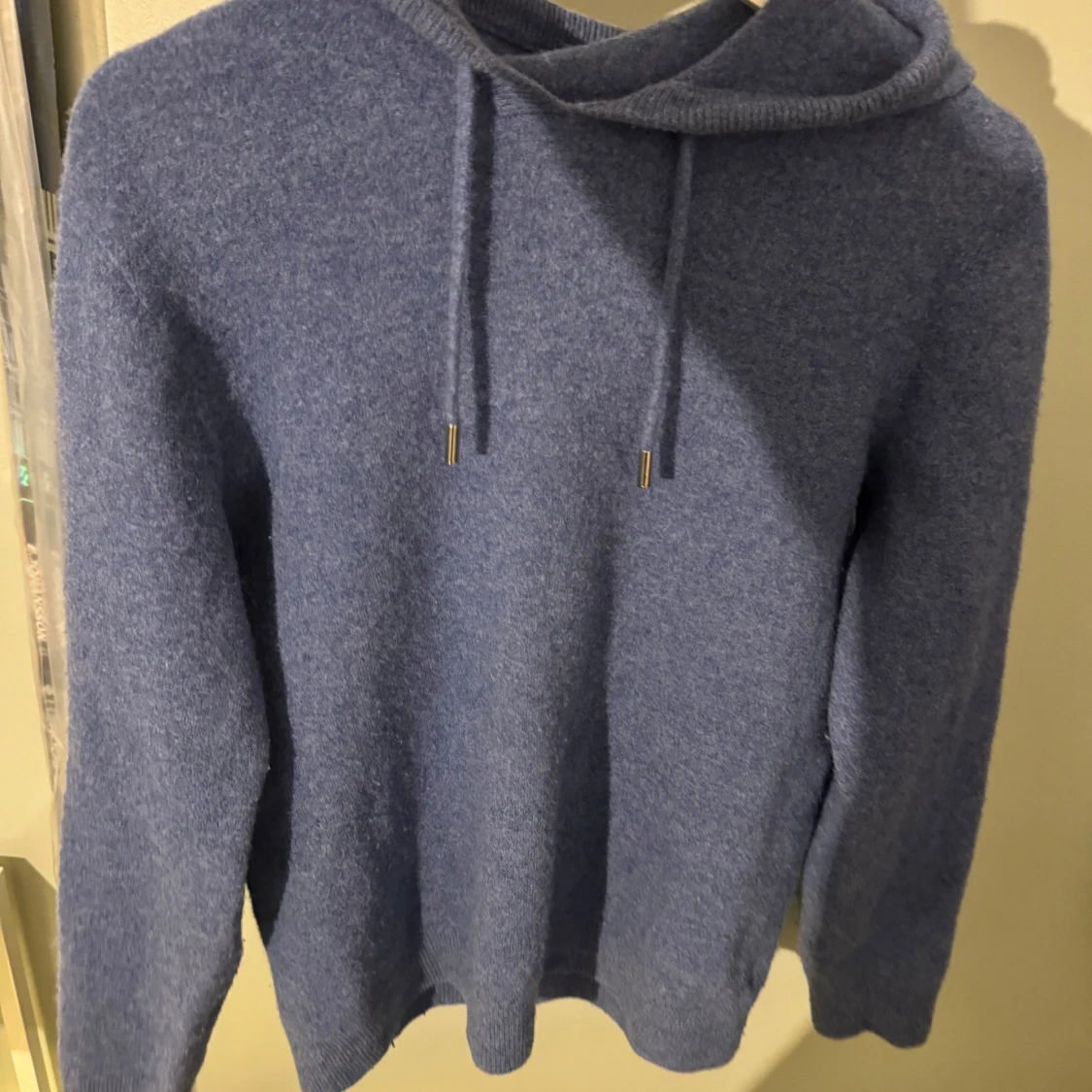 Blå hoodie i kashmir