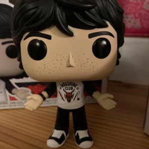 Mike Stranger things Funko pop - Tagit ur boxen men bra skick😺💗
