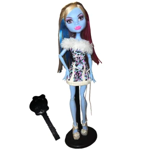 Monster high  - Abbey G1 monster high docka i helt ok skick! Fattas assessorer.