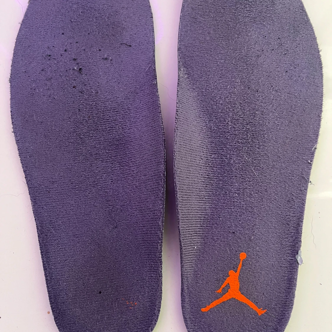  Air Jordan 4 Retro  Canyon purple storlek 39/40 - 93