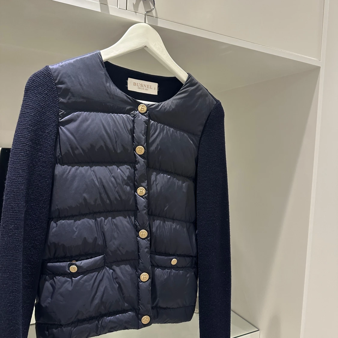 Mörkblå jacka från Busnel
