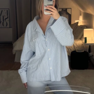 Alobha pyjamas - Alobha pyjamas som tyvärr inte kommer till användning, inga defekter 🫶🏼nypris 1000kr