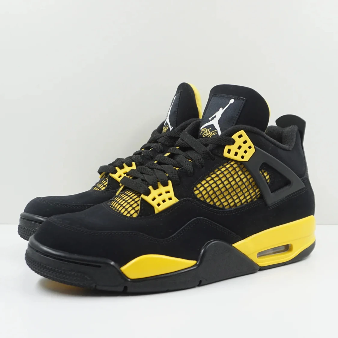 Jordan 4 Thunder 