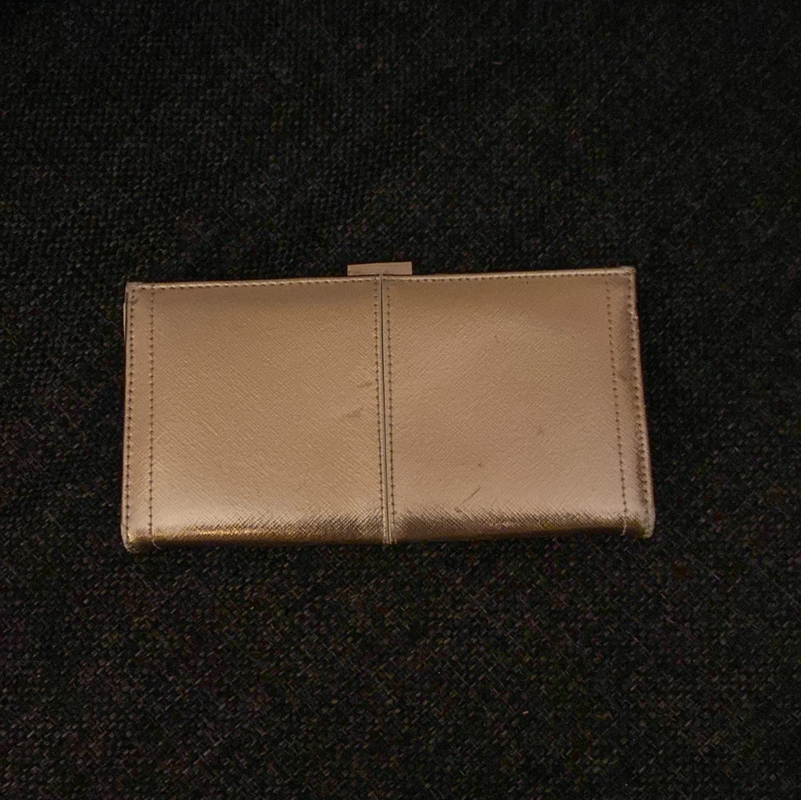 Guld plånbok från River Island - 90