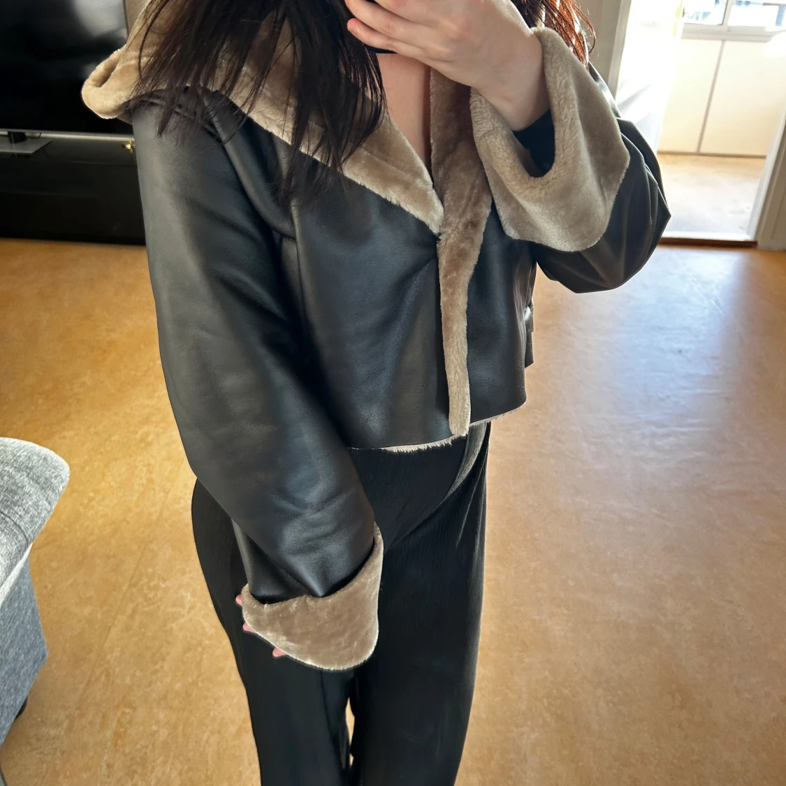 ASOS - Cropped Fuskpäls/Läder Jacka