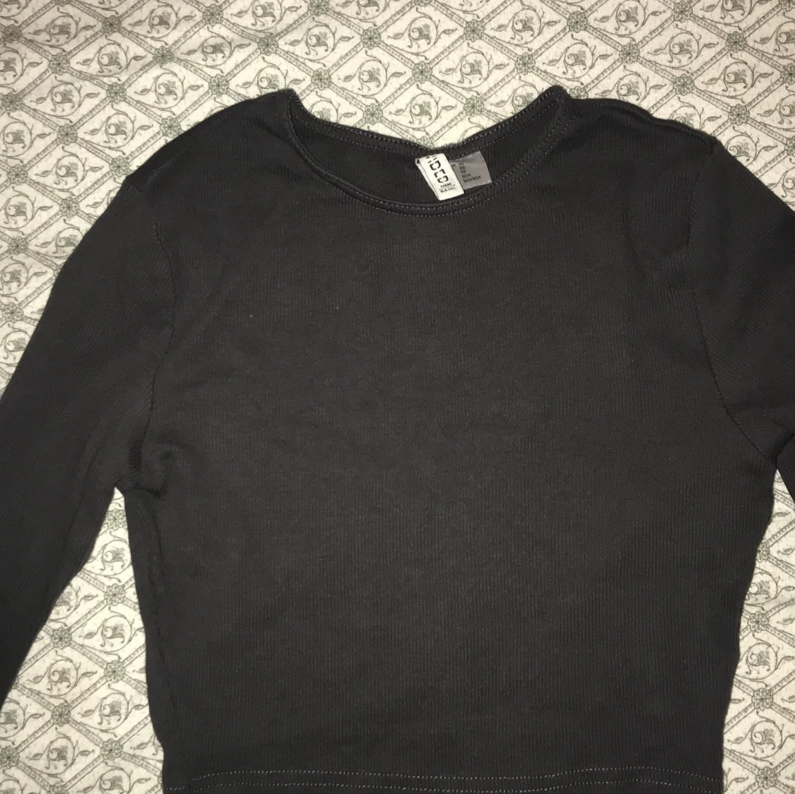 Grå ribbad tröja från H&M