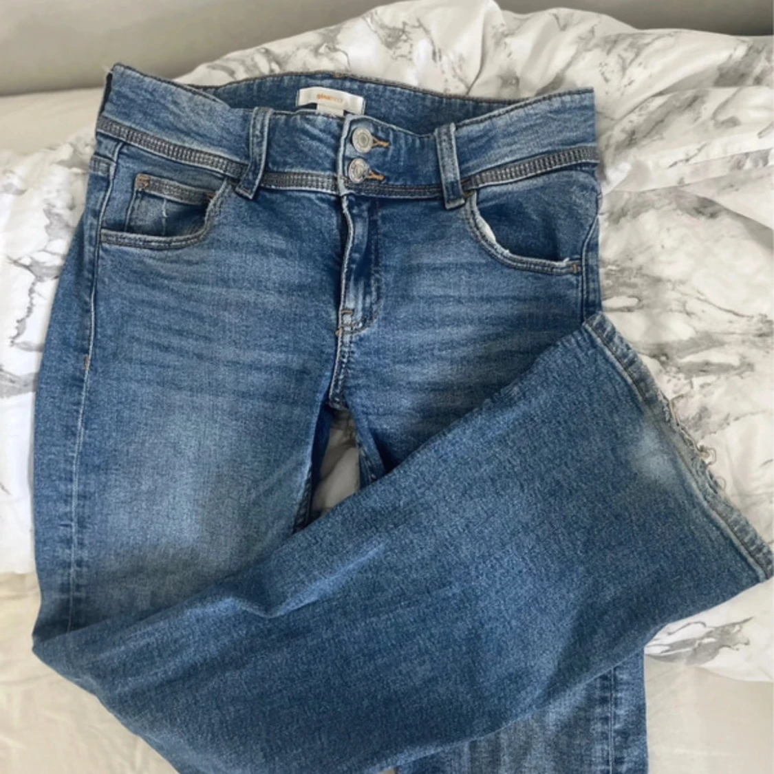 Lågmidjade bootcut jeans