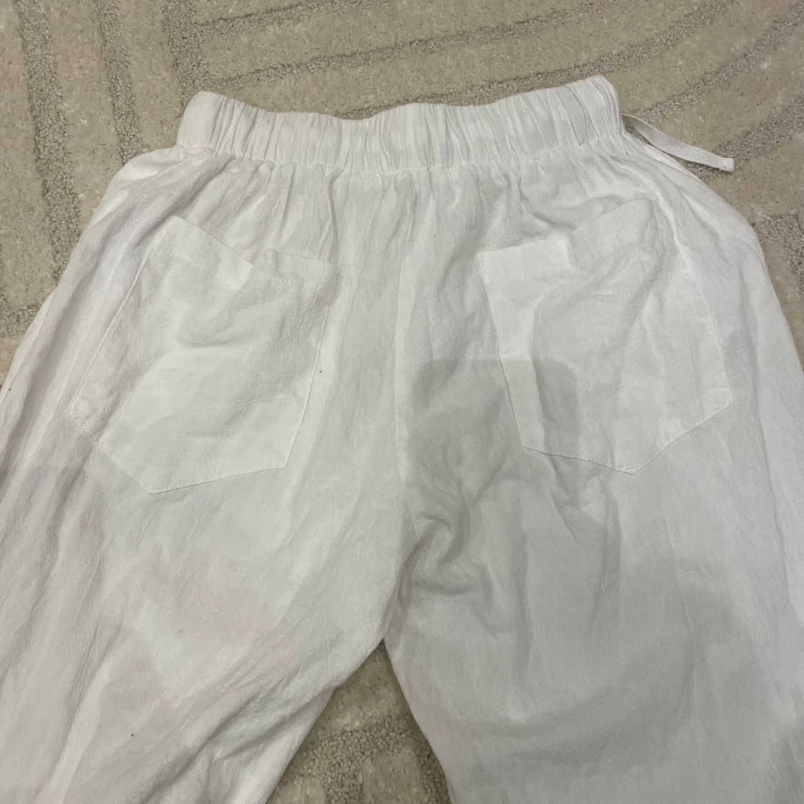 Vita linnebyxor med resårmidja - 91