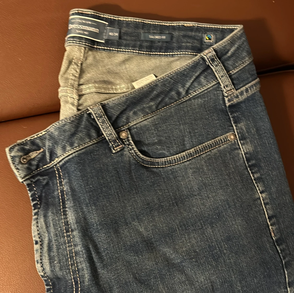 Blå jeans från Dressmann - 93