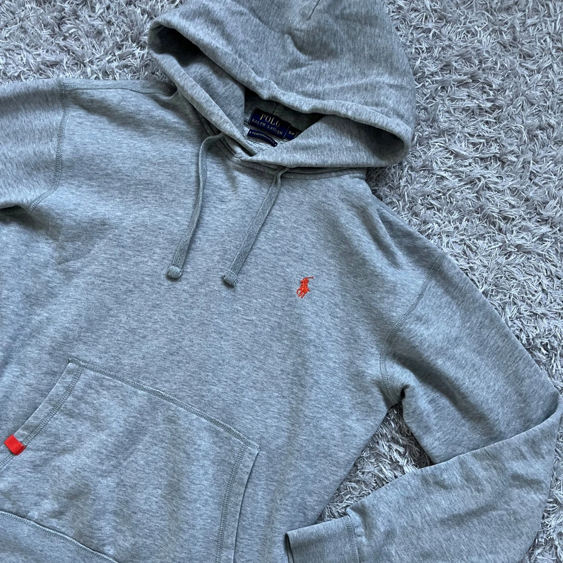 Grå hoodie från Polo Ralph Lauren - 2