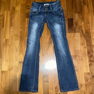 Bootcut jeans - Lågmidjade bootcut jeans