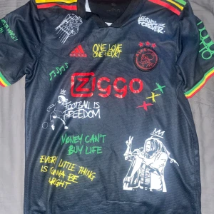 Ajax tröja - Säljer min ajax tröja