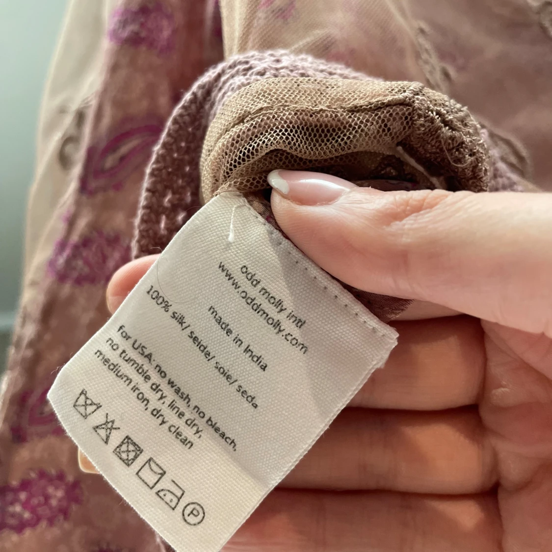 Rosa paisleymönstrad blus från Odd Molly - 92