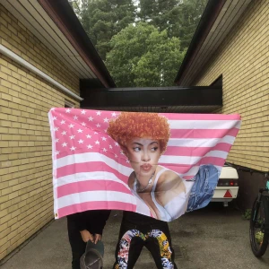 Ice spice flagga - Galen flagga tvungen att sälja guzzen gilla inte att jag hade den så säljer den med en tår i ögat 
