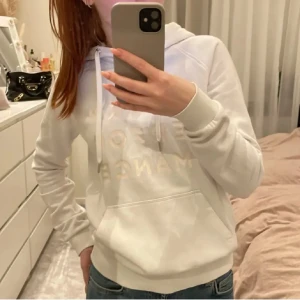 Peak Performance hoodie - Fint skick, använd fåtal gånger💕