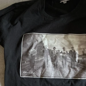 Svart celemon ace tisha  - | storlek S | köpt från celemonace första dropp | limited edition | möts upp i Göteborg eller fraktar | vid mer funderingar hör av er! ✅🤝| 