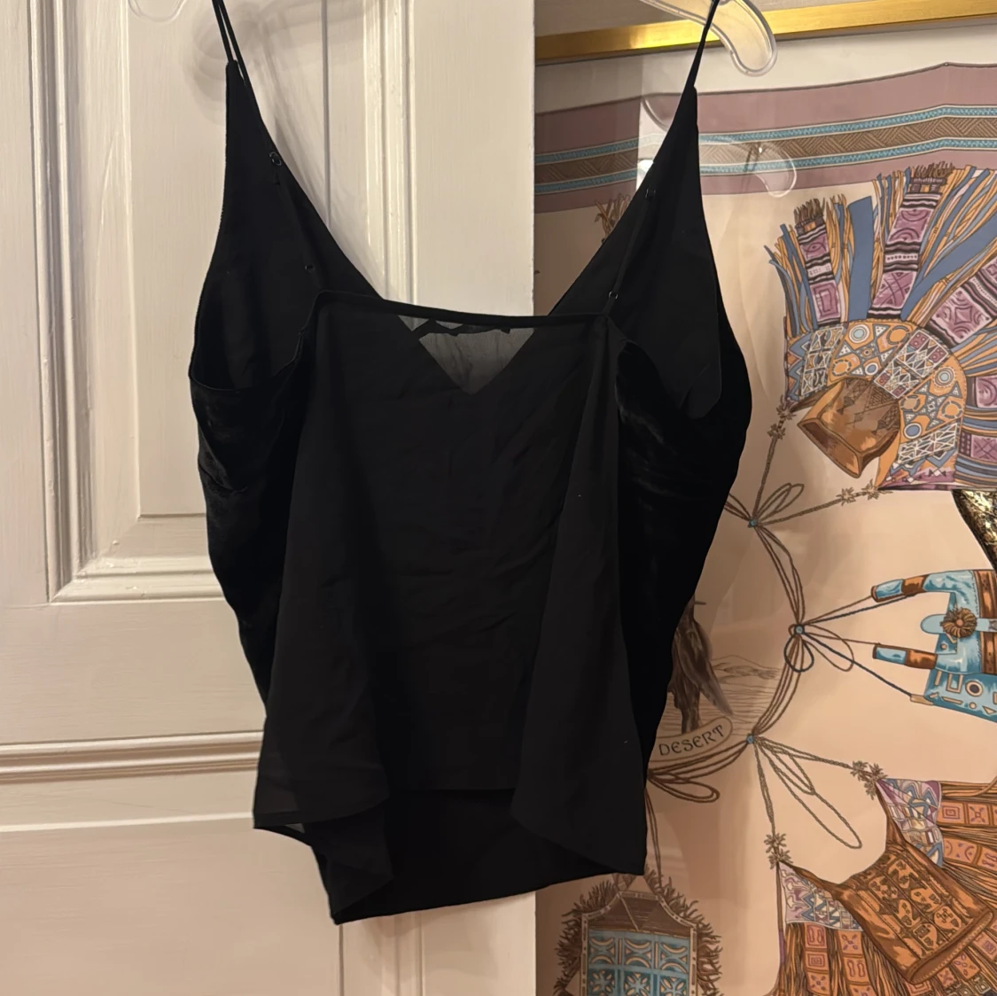 Svart ärmlös topp - 1