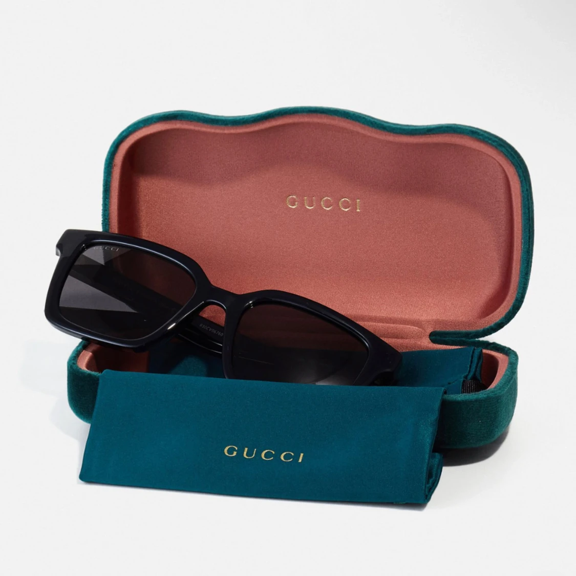 Svarta solglasögon från Gucci - 1