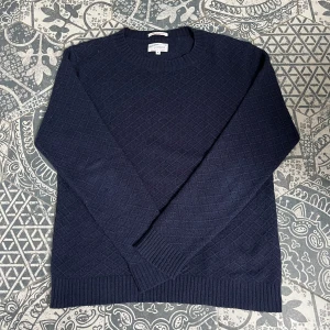 Gant tröja - Säljer en snygg Gant tröja för 200kr. Är i bra skick. Storlek M men kan också passa S. Om du har några frågor så finn jag i DM mvh MRcvb