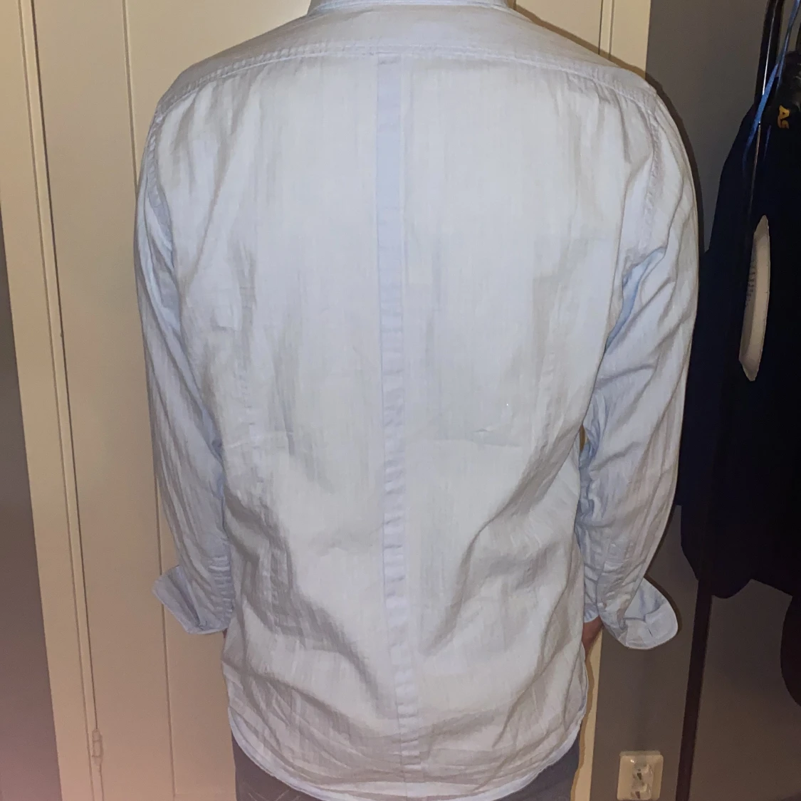 Ljusblå skjorta från J.Lindeberg - 1