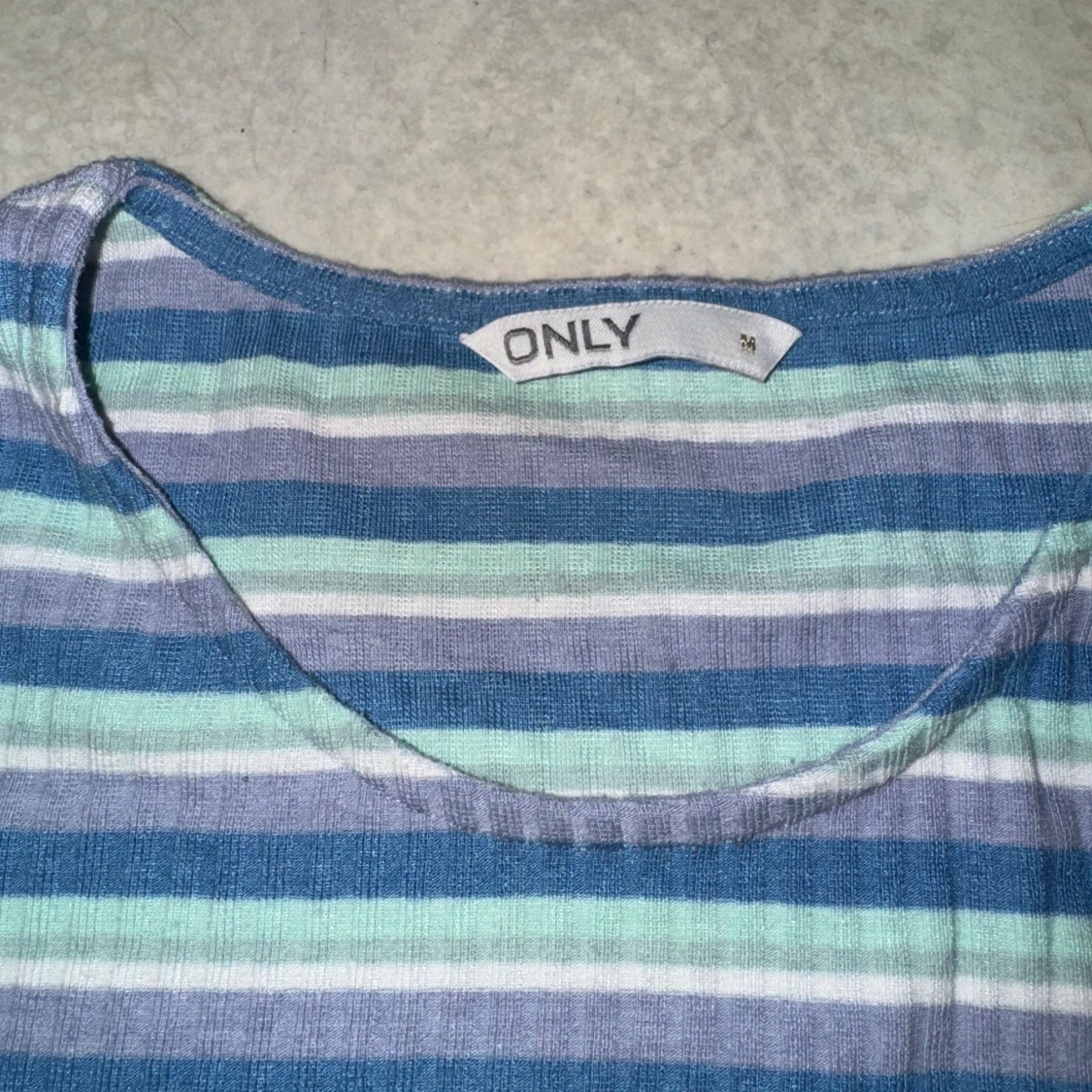 Randig topp från ONLY - 91