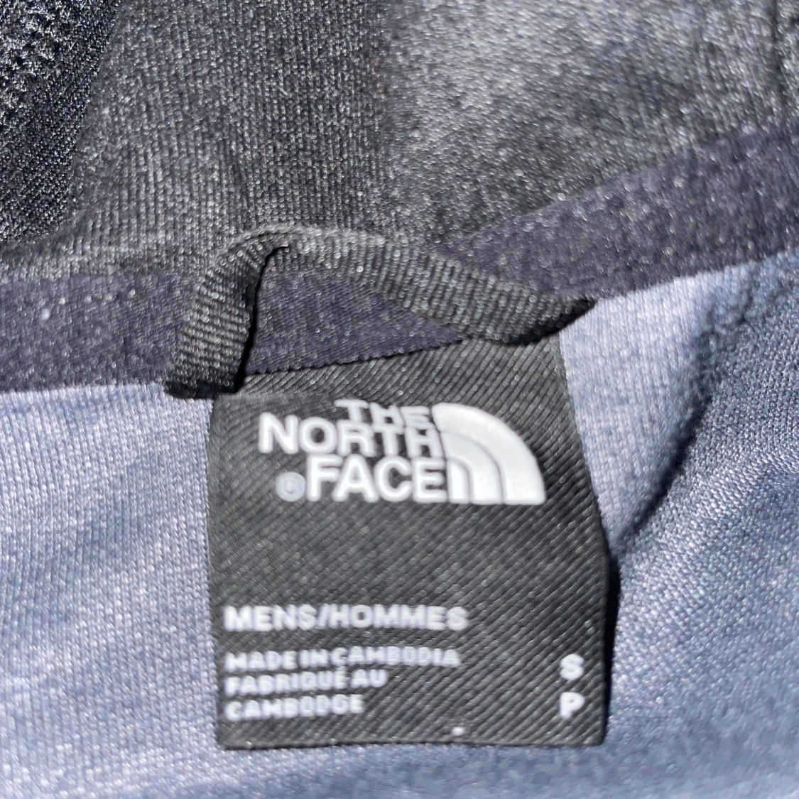 Svart och grå hoodie från The North Face - 91
