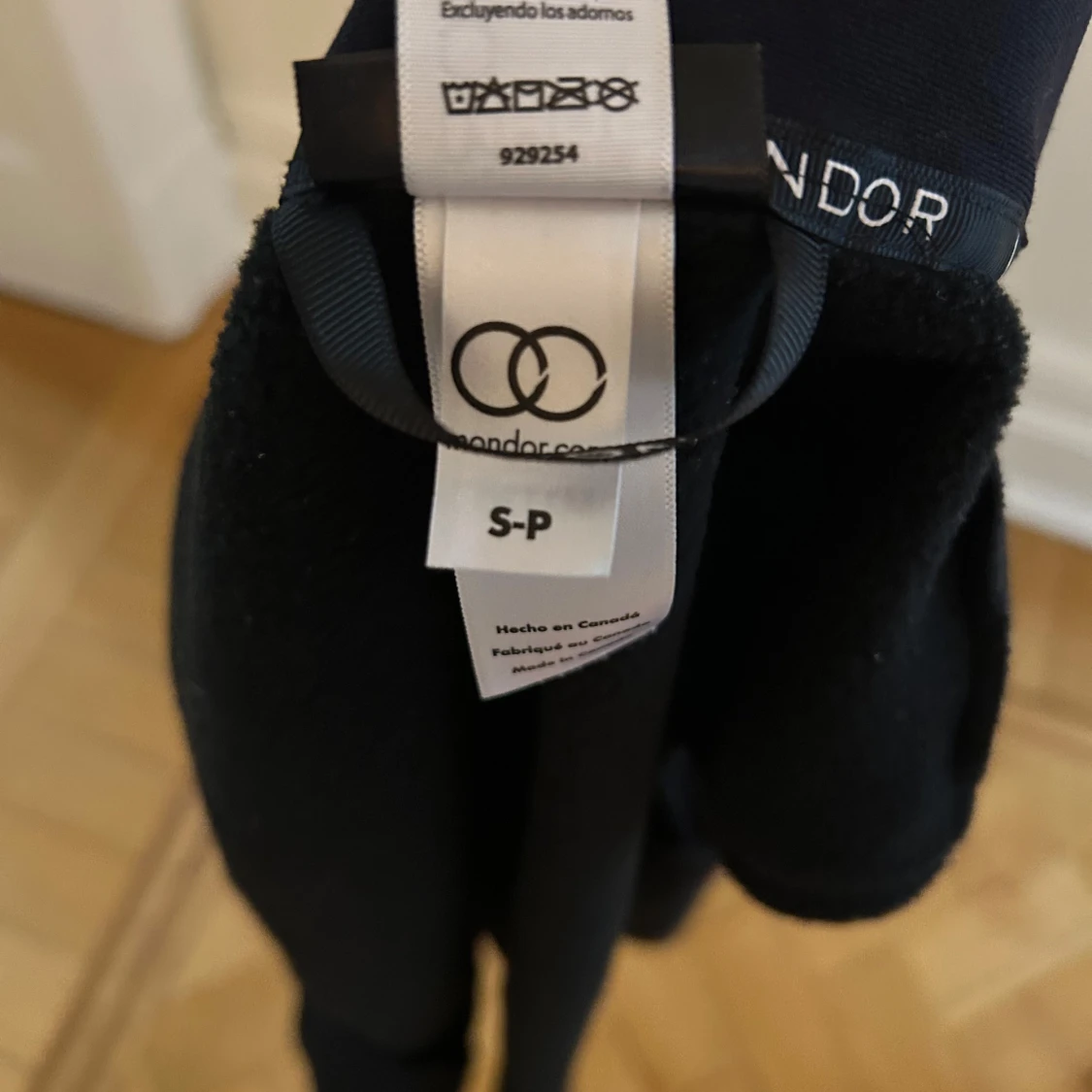 Svart fleeceväst från Mondor - 1