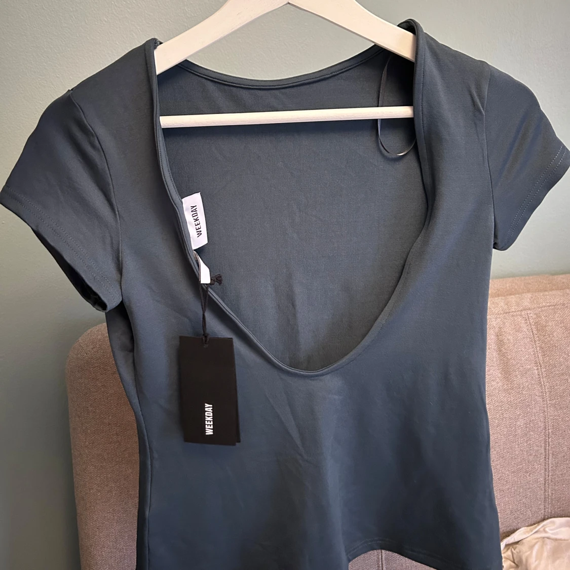 Open back tshirt - 90