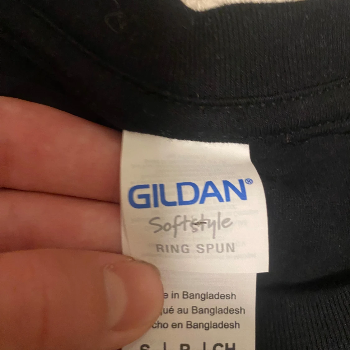 Svart Cobra Kai t-shirt från Gildan - 1