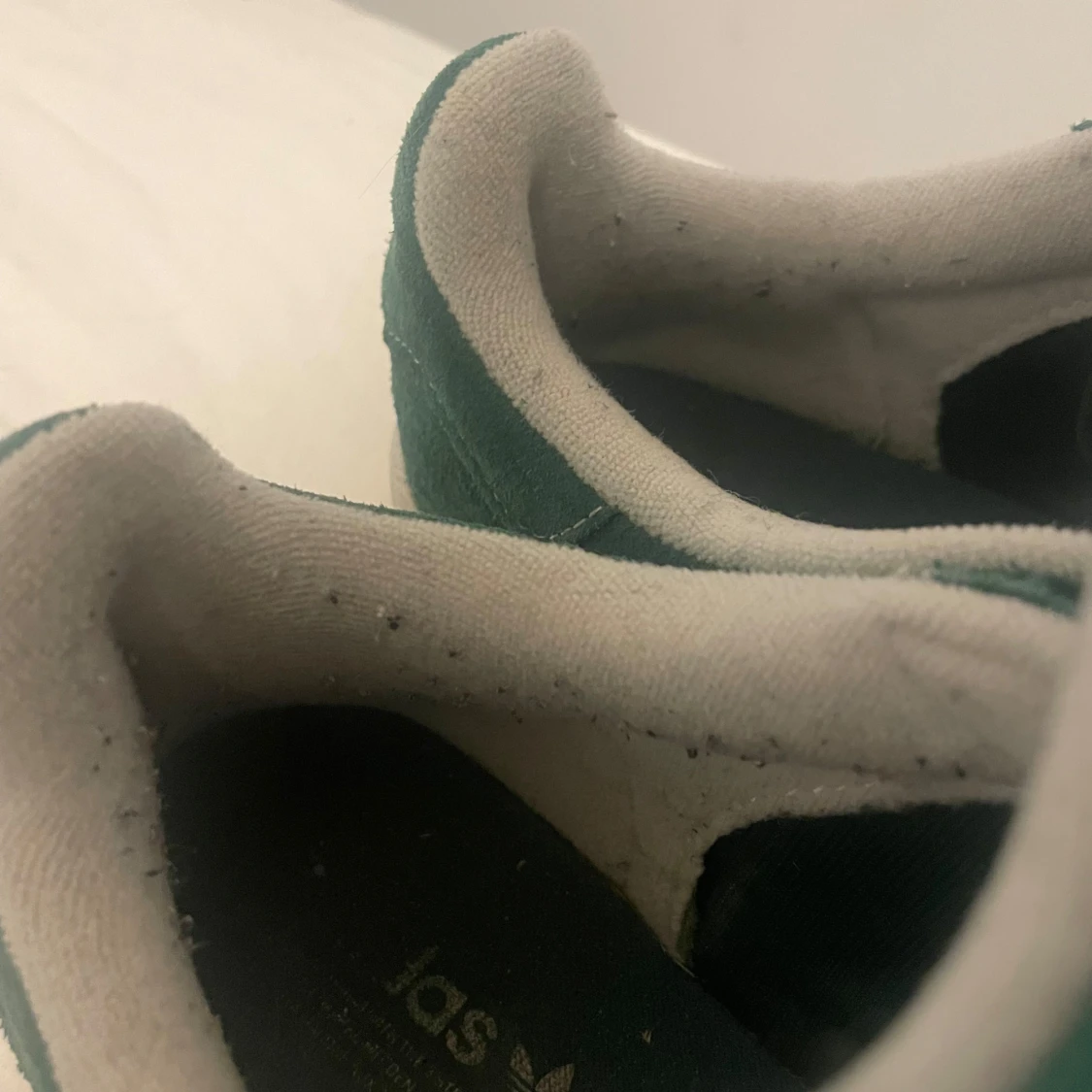 Gröna Adidas Campus sneakers - 2