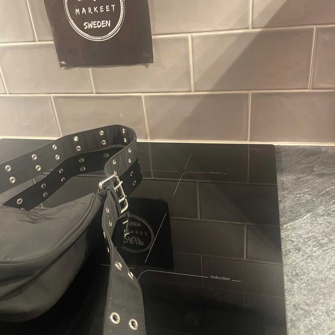 Svart Damväska från Weekday - 1