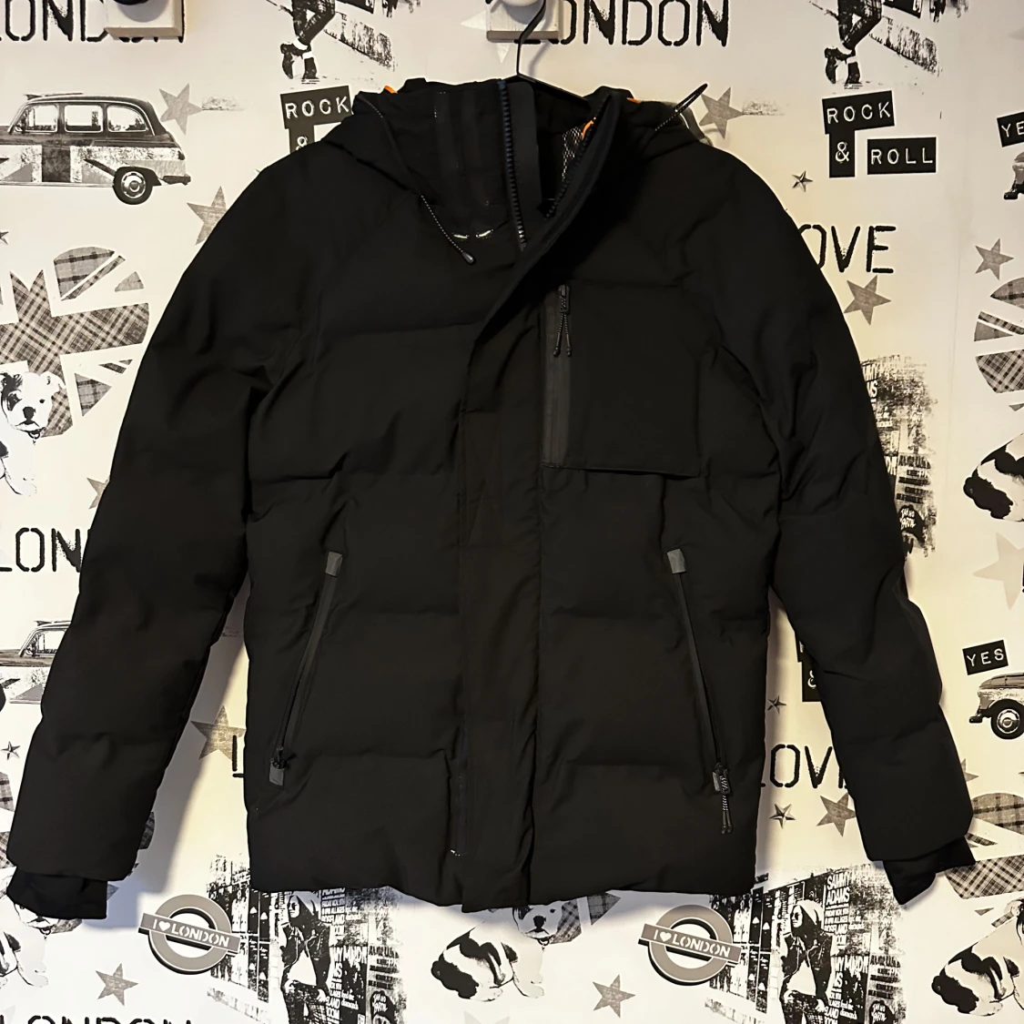 Svart dunjacka från Jack and Jones