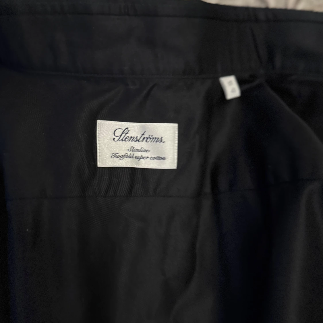 Svart skjorta från Stenströms - 90