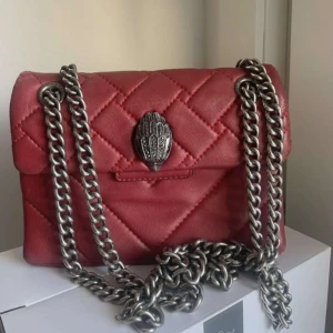 Kurt geiger  - Säljer denna Kurt Geiger väska. Den är i fint skick 😍🤗