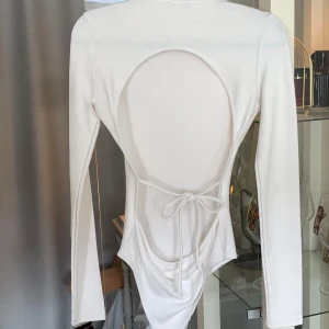 Na-kd body s - Vit body i storlek S, superfint skick