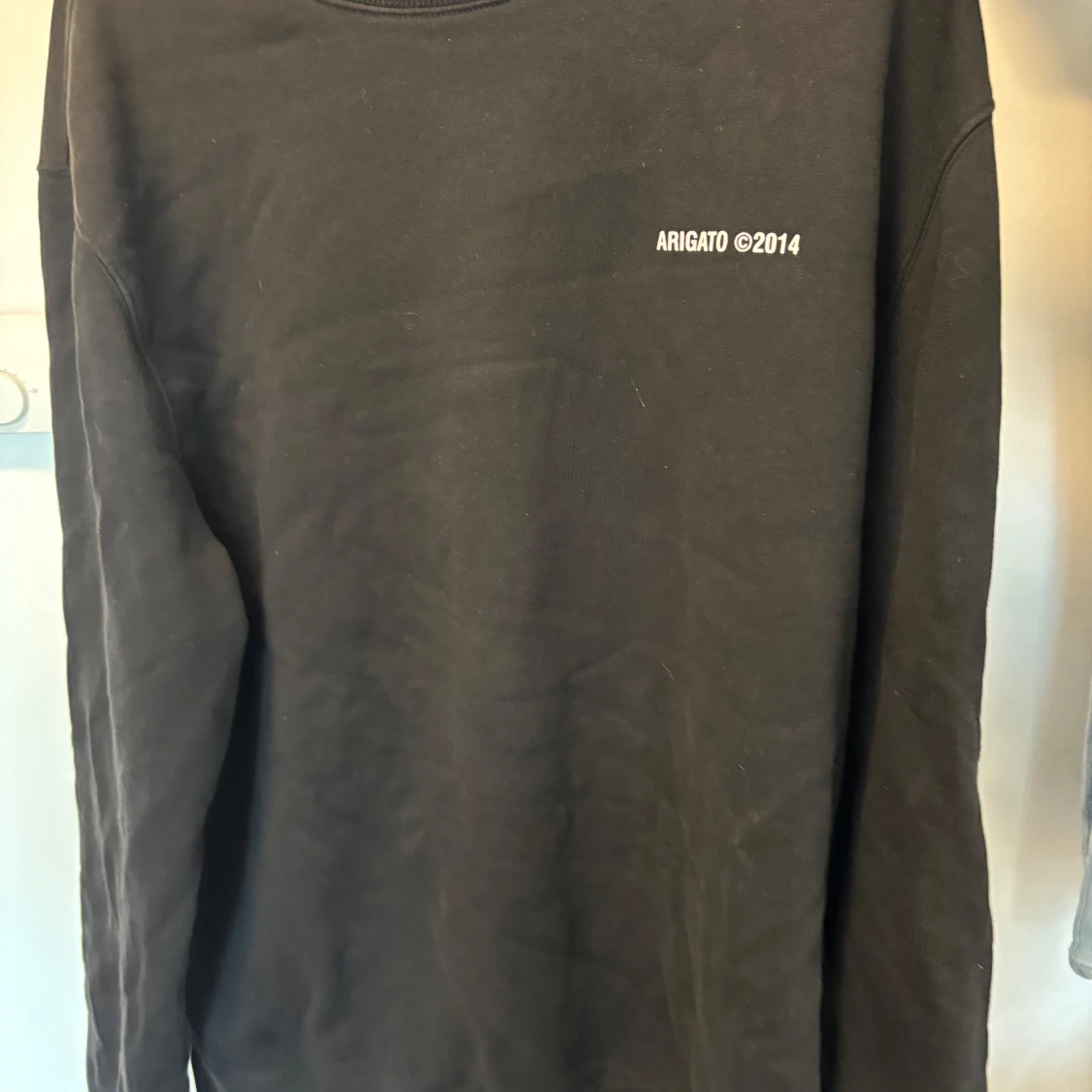 Svart tröja från Axel Arigato