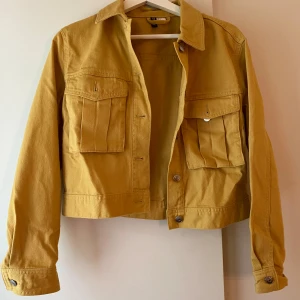 Jeansjacka senapsgul - Superfint skick!