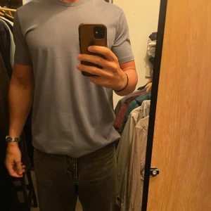 HM tshirt - Hm tshirt med bra passform och clean design