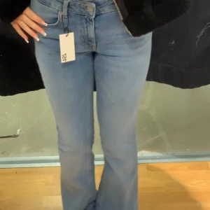 Low Waits jeans  - Använda Max 3 gånger ifrån lager 157 , väldigt sköna !💕