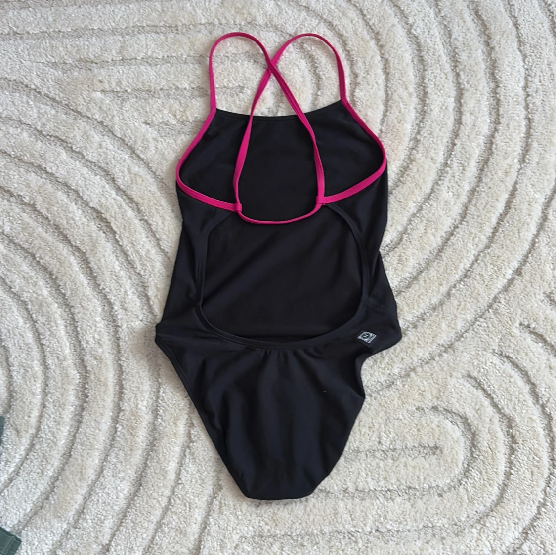 Svart baddräkt från Jolyn - 1