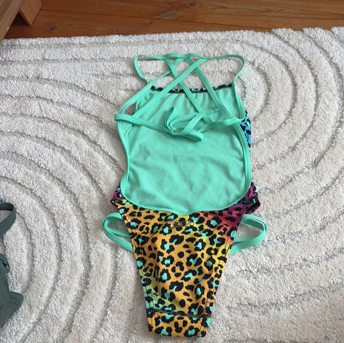 Flerfärgad leopardmönstrad baddräkt från Speedo - 2