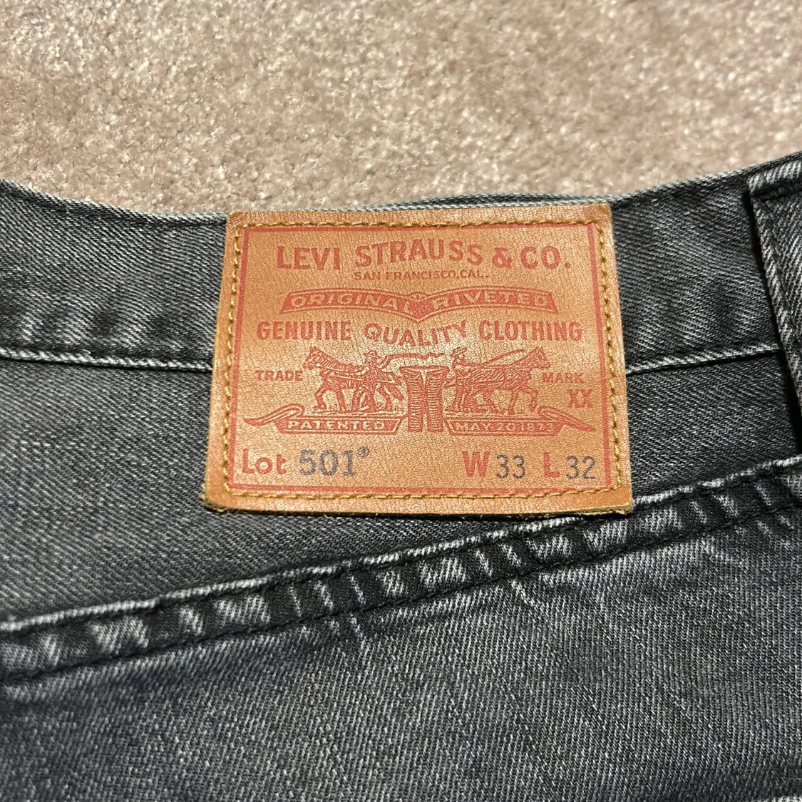 Svarta Levi's 501 jeans - 2