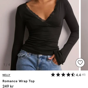 Nelly spets topp  - Använd 1-2 gånger bra skick! 