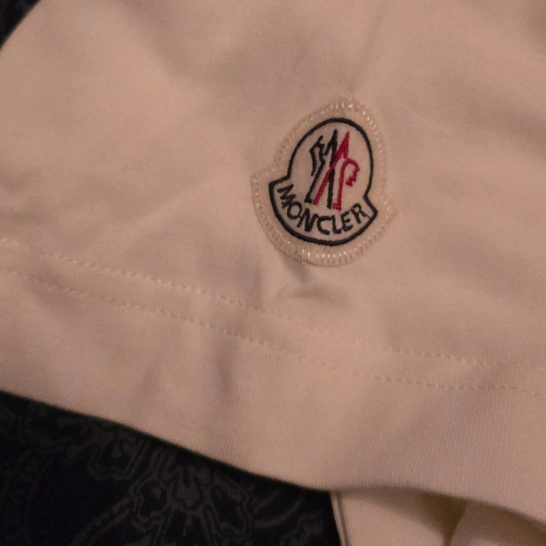 Vit t-shirt från Moncler - 92