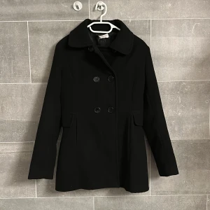 Svart kappa från Class - Bra skick! Sitter som XS/S i storlek