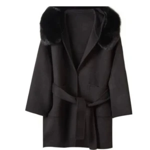 Kappa - Kappa med äkta päls. M/L