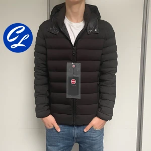 Colmar Jacka (HELT NY) - Colmar Jacka | Skick: 10/10 (HELT NY) | Storlek 50 EU sitter som M | Pris - 2999 | Tags sitter kvar | Fraktar via Postnord eller Instabox på köparens bekostnad | Hör av dig vid minsta fråga eller fundering!