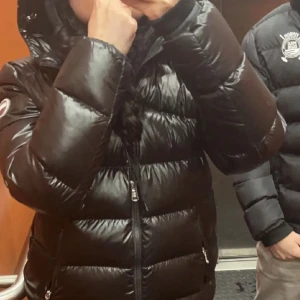 Colmar jacka - Så fin colmar jacka i xs, säljer då jag köpt en ny. Bara höra av sig för fler bilder osv.