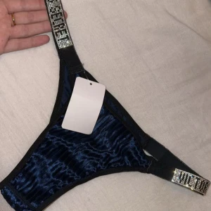 Bh och underdel - Helt ny med tag på 